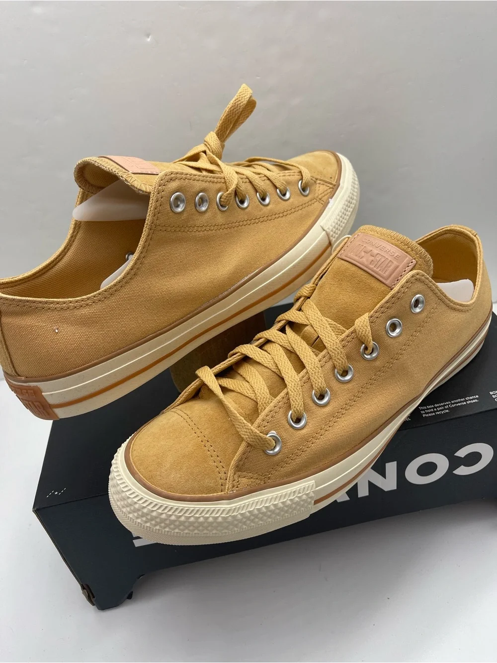 Converse Low Top Sneakers Canvas A12728C
CTAS OX
SANDY SHORE/ACHETTA BEIGE - Picture 8 of 16